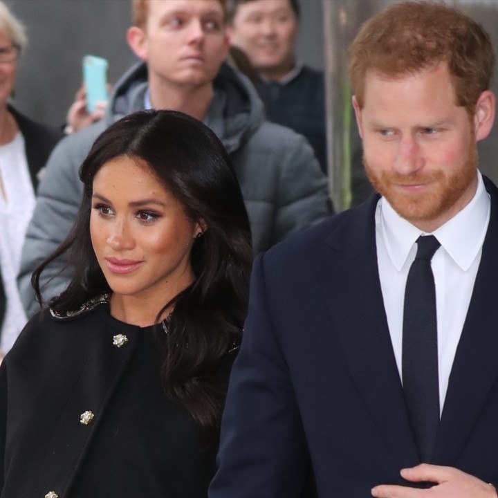 VOICI social - Meghan Markle : Le Royal Baby Est-il Déjà Né ? Cette Décision De La Reine Elizabeth II Qui Intrigue (1)
