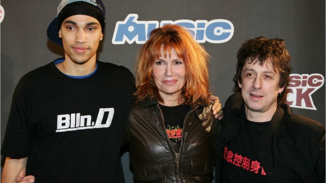 voici Clémentine Célarié : comment la chirurgie esthétique a « complètement changé son existence