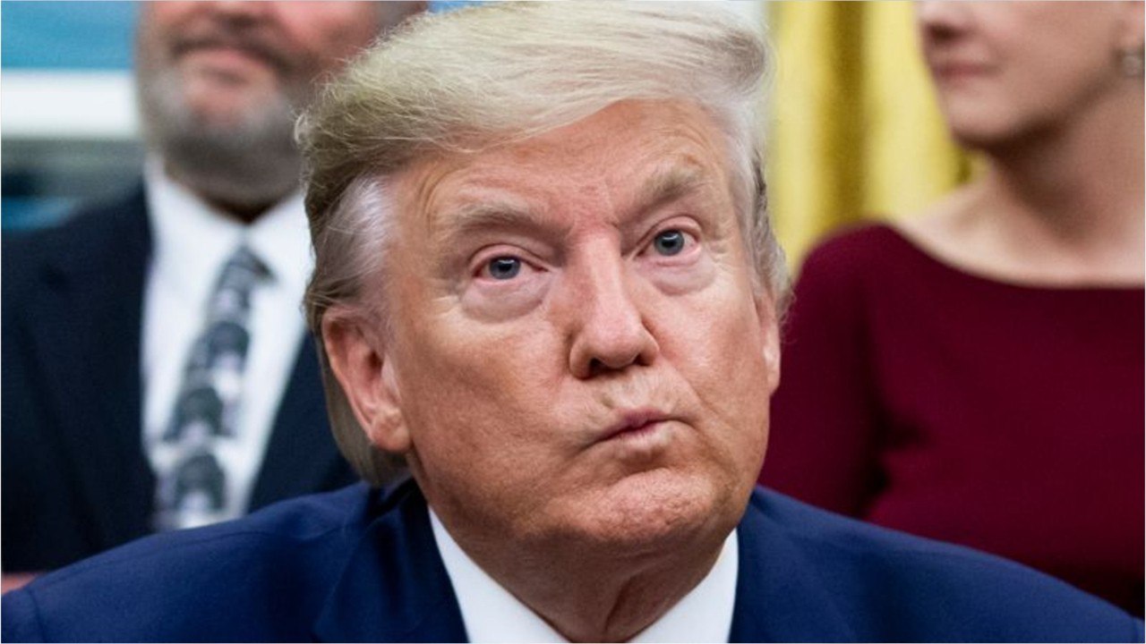 VOICI - Donald Trump : cet étonnant cliché torse nu qui surprend la Toile