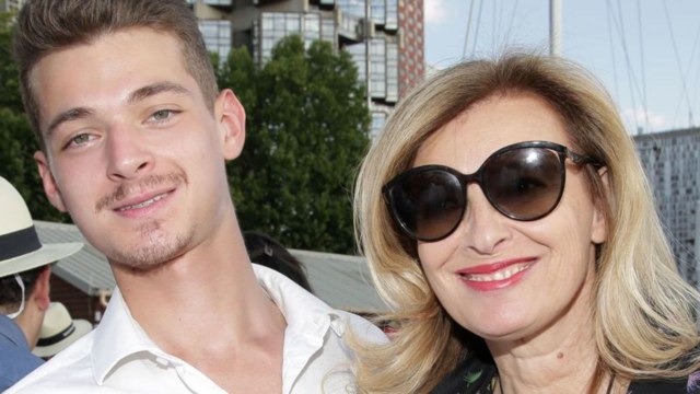 VOICI Valérie Trierweiler : le nouveau défi de son fils Léonard qui la rend très fière