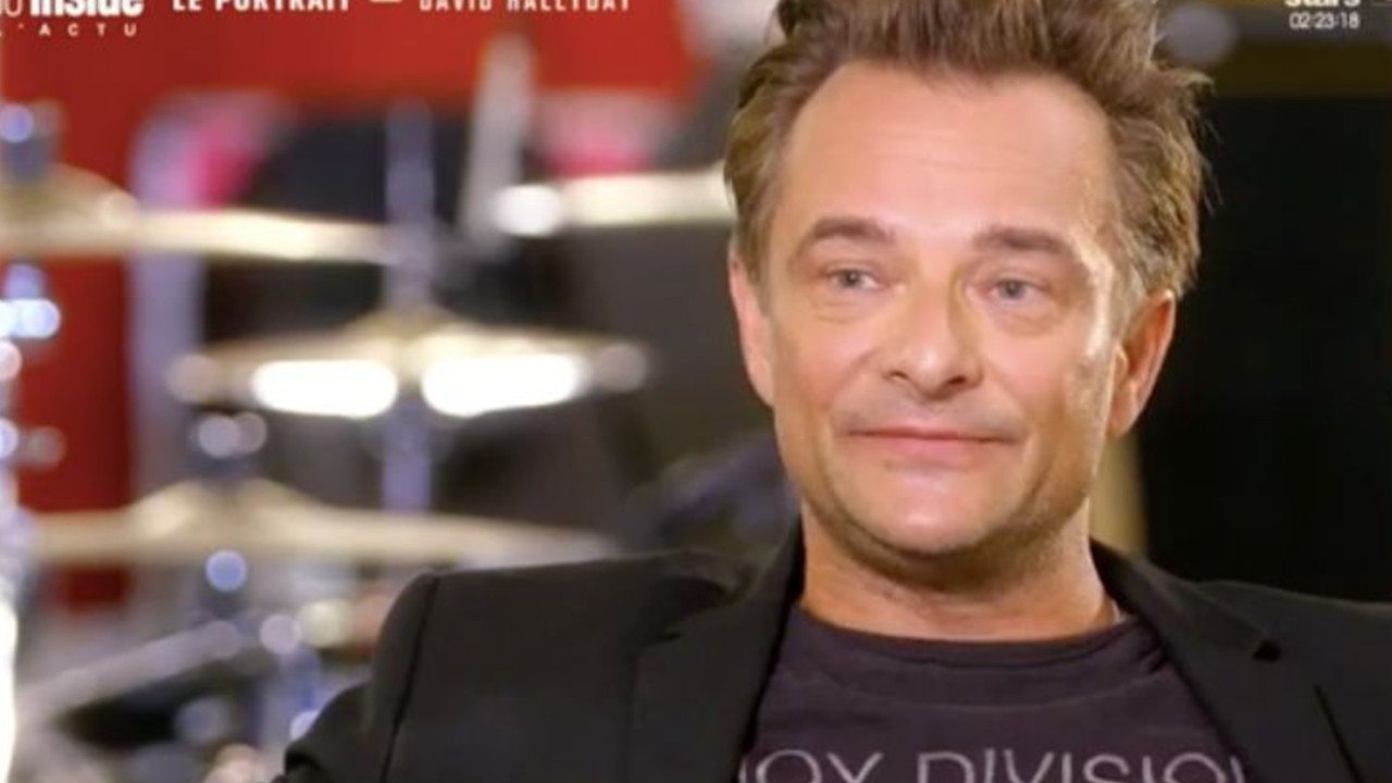 VOICI David Hallyday "pas guéri" de la mort de son père Johnny Hallyday