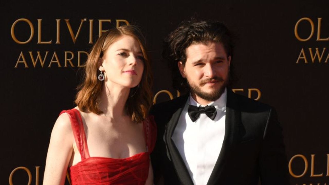 VOICI - Game of Thrones : Kit Harington (Jon Snow) bientôt papa ? Cette petite phrase qui en dit long