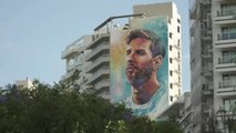 Inauguran un mural de 70 metros de altura de Messi en su ciudad natal de Rosario en homenaje a la estrella del fútbol argentino