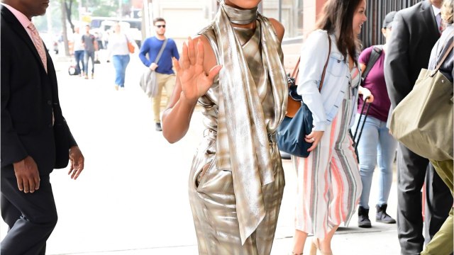 VOICI Jada Pinkett Smith : l'épouse de Will Smith confie pourquoi elle a dévoilé leurs problèmes conjugaux