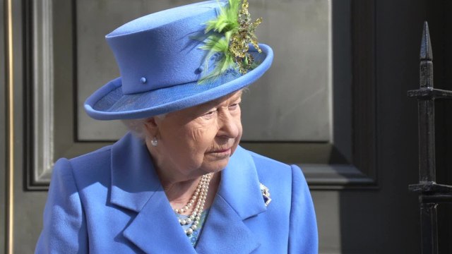 VOICI - Meghan Markle : pourquoi la famille royale n'approuve pas vraiment sa baby shower