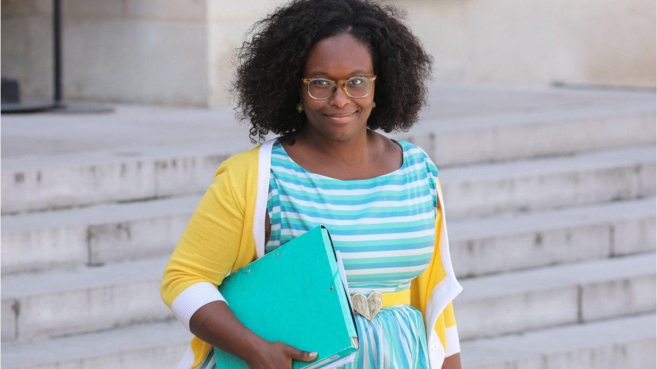 VOICI Sibeth Ndiaye fait une belle déclaration à Brigitte Macron