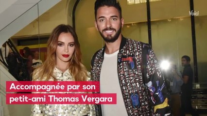 VOICI - En vacances aux Maldives, Nabilla dévoile ses abdos dans un bikini très ajouré