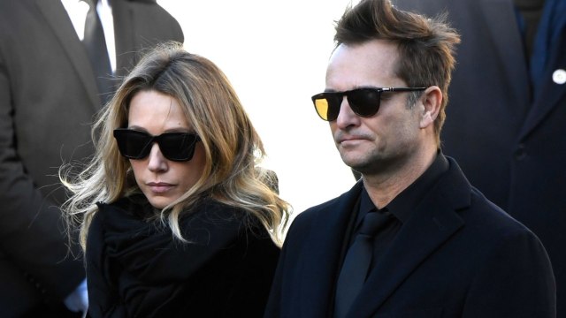 VOICI - Héritage de Johnny Hallyday : David et Laura font un grand et inattendu geste envers Laeticia