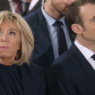 VOICI - Brigitte Macron Vexée : Cette Remarque Sur Son Physique Qui Ne Lui a Pas Du Tout Plu (1)