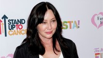 VOICI - Shannen Doherty à nouveau frappée par le cancer : elle poursuit sa compagnie d’assurance en justice