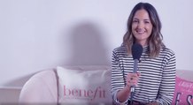 VIDEO - Success story, best-seller, nouveautés make-up... Rencontre avec l'ambassadrice de Benefit