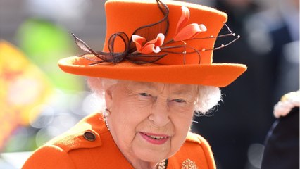 VOICI Elizabeth II : ce lieu que la reine a été obligée de condamner à Buckingham Palace