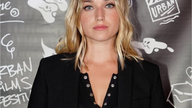 VOICI - Audrey Lamy se moque de sa nièce Chloé Jouannet en ressortant un adorable souvenir