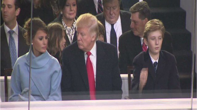 VOICI - Melania Trump « contrariée : sa dispute publique avec Donald Trump