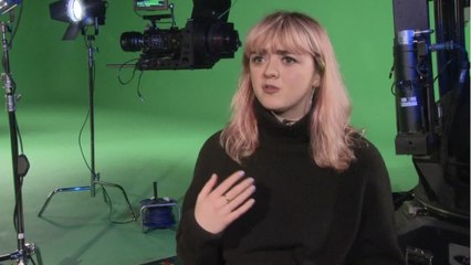 VOICI - Game of Thrones : comment Maisie Williams (Arya) a réagi en découvrant sa fameuse scène