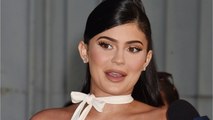 VOICI Kylie Jenner : sexy en diable, pour ses followers c’est déjà Noël