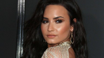 VOICI Demi Lovato : son équipe menace de l’abandonner après son overdose