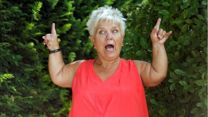 VOICI Mimie Mathy métamorphosée avec un carré brun : les fans ne la reconnaissent pas