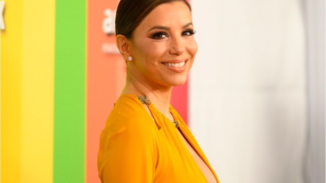 VOICI- PHOTO Eva Longoria poste un cliché de son fils avec sa grand-mère
