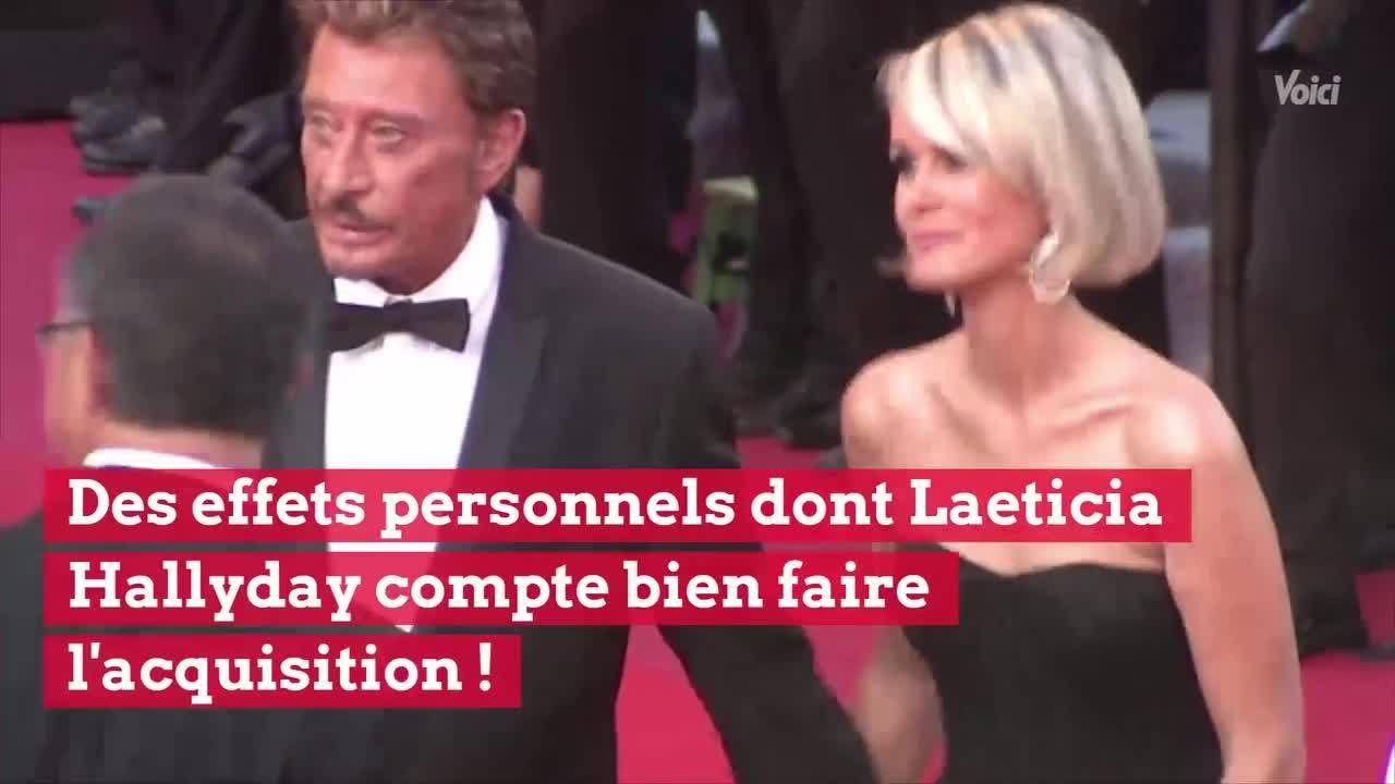 VOICI Johnny Hallyday : pourquoi Laeticia va racheter des objets vendus par Adeline Blondieau