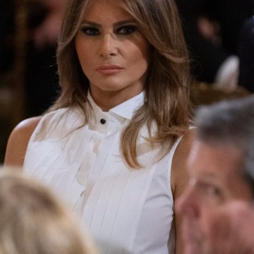 VOICI SOCIAL Melania Trump Victime D'infidélités : L’ex-avocat De Donald Trump Avoue Lui Avoir Menti (1)