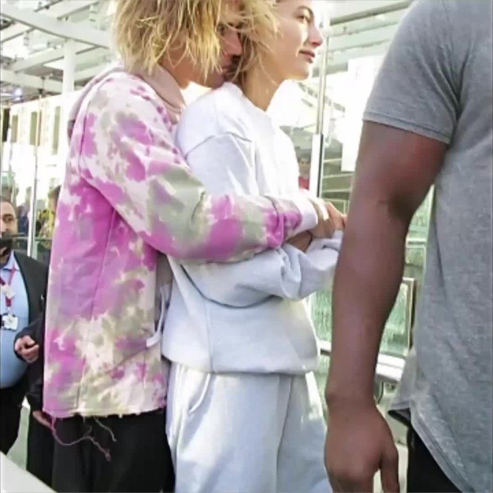 VOICI // social - Justin Bieber : Un Fan Critique Sa Relation Avec Hailey Baldwin, Il Le Rembarre (1)