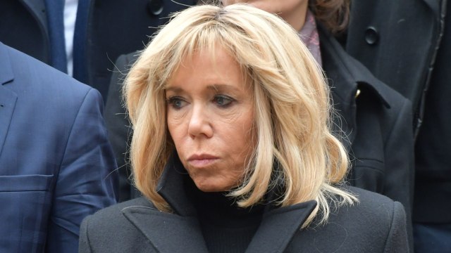 VOICI Brigitte Macron : menacée par un internaute, elle porte plainte