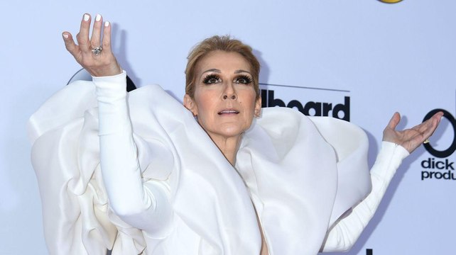 VOICI Céline Dion totalement métamorphosée, ses fans ont beaucoup de mal à la reconnaître !