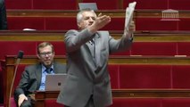 VOICI - Le député Jean Lassalle pète un plomb à l’Assemblée nationale