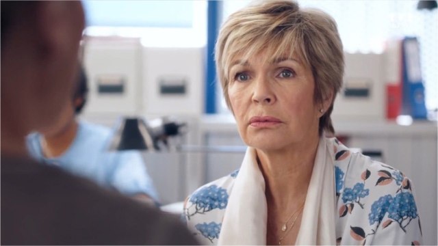 VOICI - Véronique Jannot dans Demain nous appartient : cette demande faite par la production à l’actrice