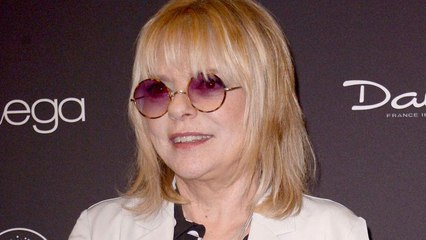 VOICI - Les Enfoirés : l’hommage à France Gall coupé par TF1, les internautes en colère