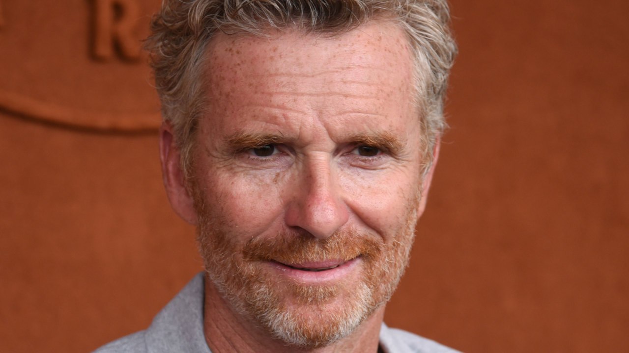 VOICI Denis Brogniart le visage creusé, il inquiète les fans de Koh-Lanta !