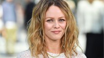 VOICI - Vanessa Paradis : les images de sa ferme altercation avec un fan en plein concert