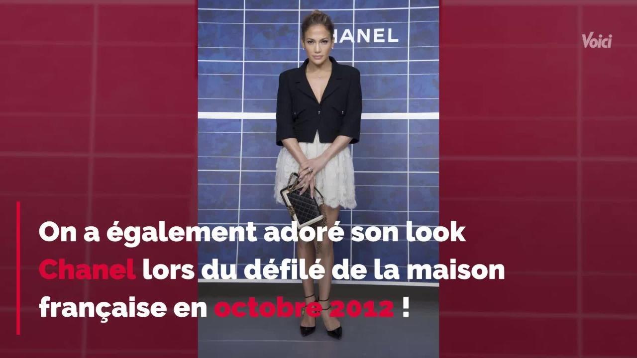 VOICI - Jennifer Lopez a 49 ans : retour sur 10 looks qui font d’elle une véritable diva