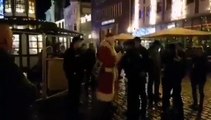 Papá Noel es detenido en Alemania por no llevar mascarilla