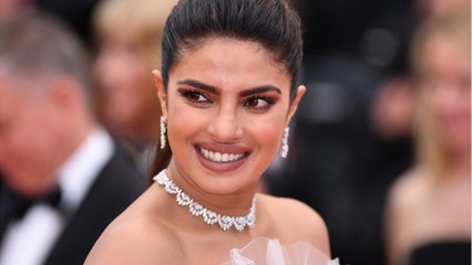 VOICI Priyanka Chopra a rencontré le bébé de Meghan Markle (et l’a couvert de cadeau)