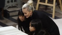 VOICI - Laeticia Hallyday dévoile les talents de dessinatrice de Jade avec un bel hommage à Agnès Varda