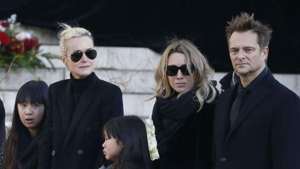 下载视频: VOICI - Procès Johnny Hallyday : c’est tendu entre les avocats de Laura Smet et Laeticia Hallyday