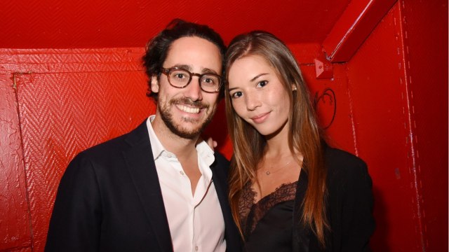 VOICI - Emilie Broussouloux enceinte de Thomas Hollande : son baby bump a bien poussé