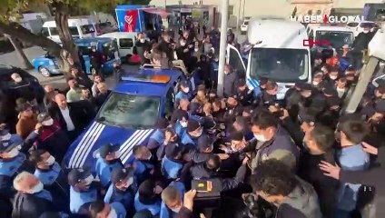 Esenler'de hareketli anlar! İBB zabıtaları ile Belediye zabıtaları birbirine girdi