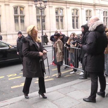 VOICI social - Sylvie Vartan Se Réjouit De La Victoire De David Et Laura Face À Laeticia Hallyday Au Tribunal (1)