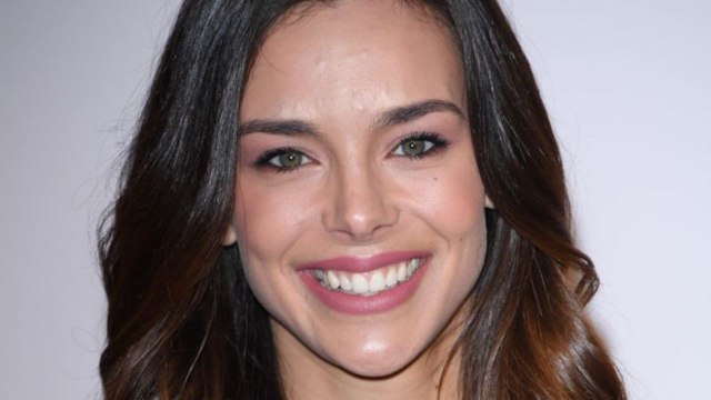 VOICI - Marine Lorphelin très touchée par la déclaration d’amour de son chéri pour son anniversaire