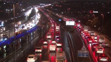 İstanbul'da rekor seviyesinde trafik yoğunluğu: Yüzde 89'a ulaştı