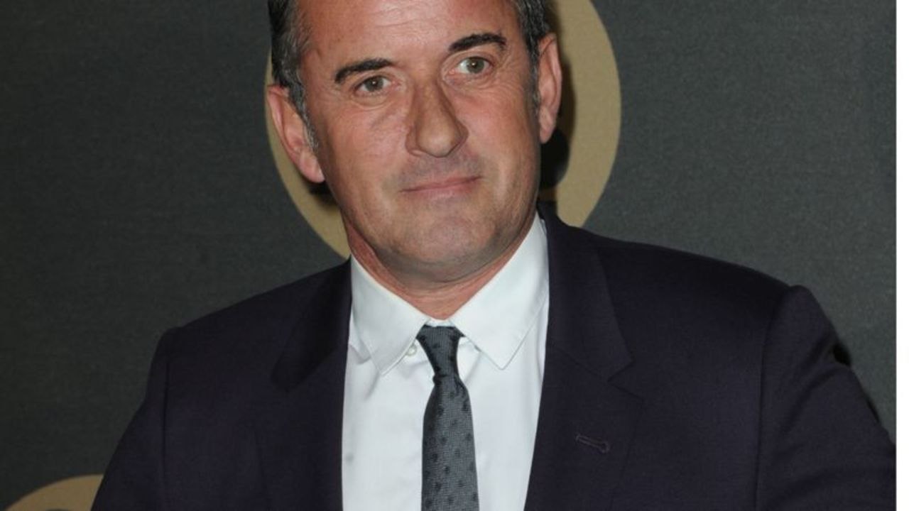 VOICI - Stars tout terrain : un juré de DALS et une chanteuse à succès au casting