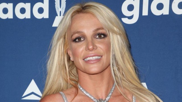VOICI - Britney Spears : son père gravement malade, elle prend une décision radicale
