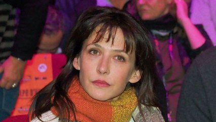 VOICI - Sophie Marceau : après l’hospitalisation de son fils, l’actrice fait face à un nouveau drame