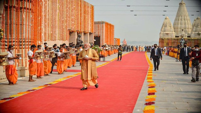 PM Modi's Kashi visit intensifies politics ahead of UP polls