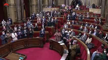 Borràs expulsa a Martín Blanco del pleno y Girauta la vapulea: “Un pelo de él vale más que esa fascista”