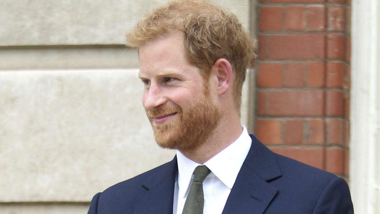 VOICI - Baptême du prince Louis : l’adorable (et très cher) cadeau du prince Harry à son neveu