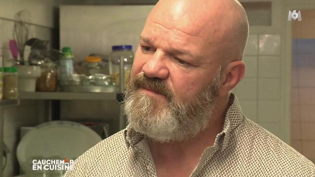 VOICI - Cauchemar en cuisine déprogrammé : la raison dévoilée par le patron du restaurant